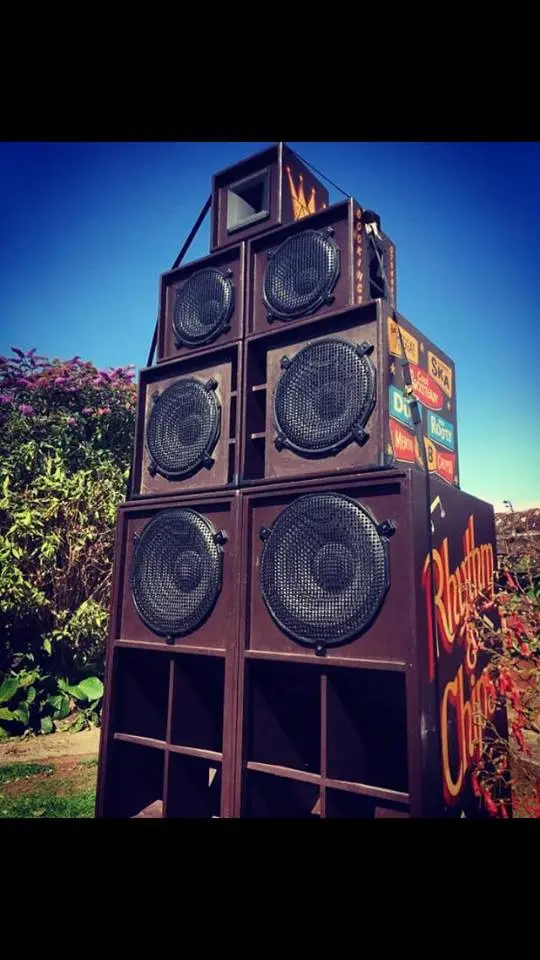 RHYTHM & CHIPS Hi-Fi