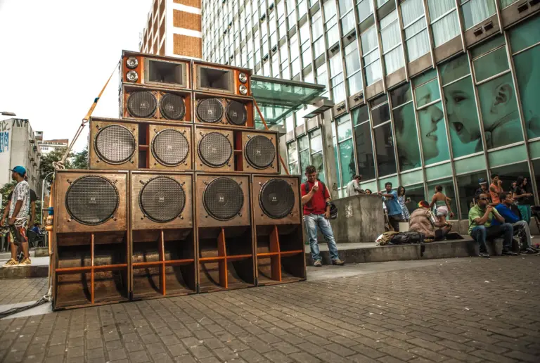 Deska Sound System