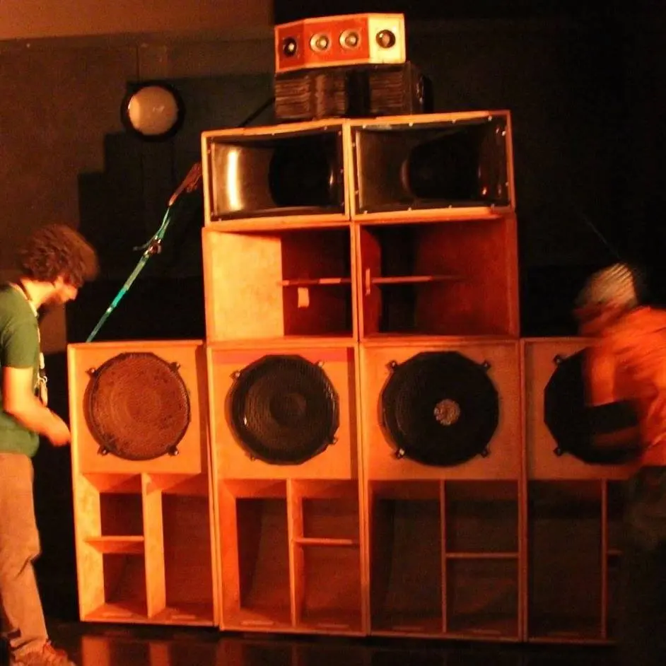 GOOD BASS SOUND SYSTEM