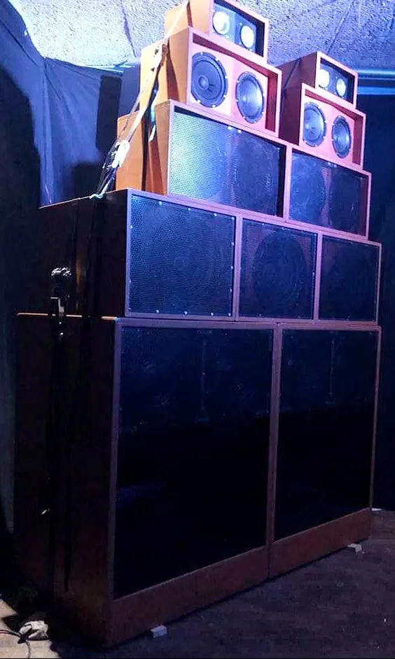 Rattle Tone Discotheque