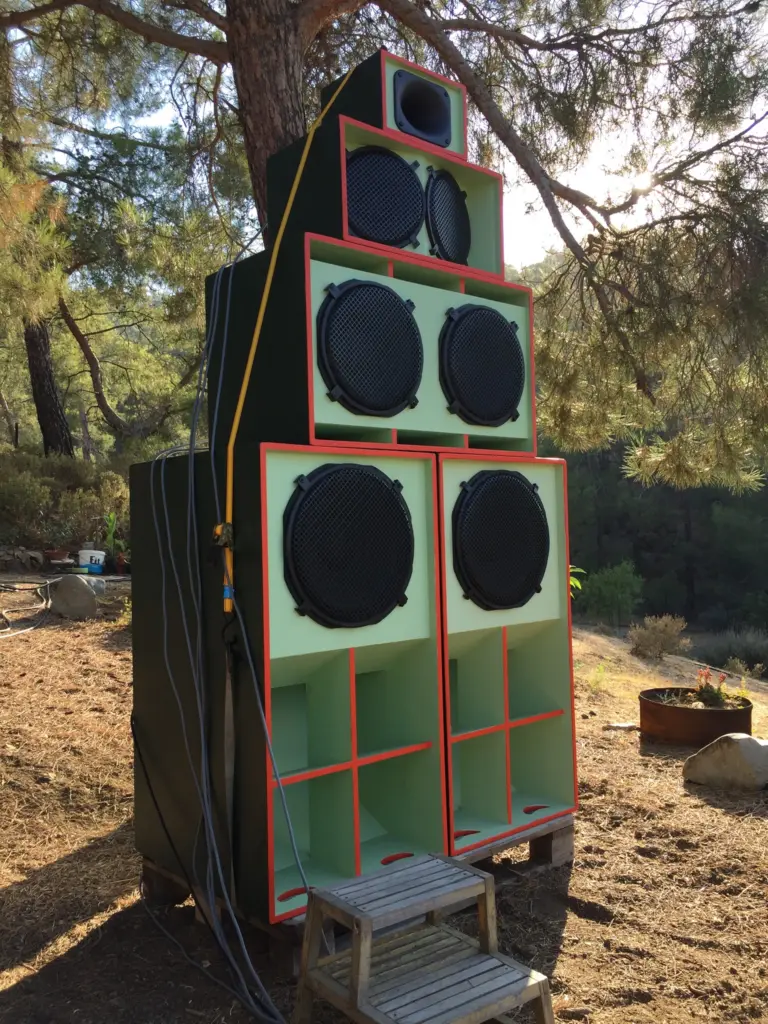 RHYTHM IN GREEN SOUND