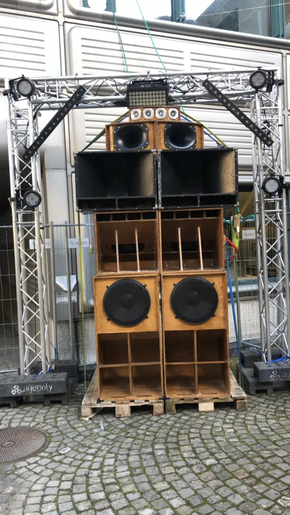 Domb vibration sound system