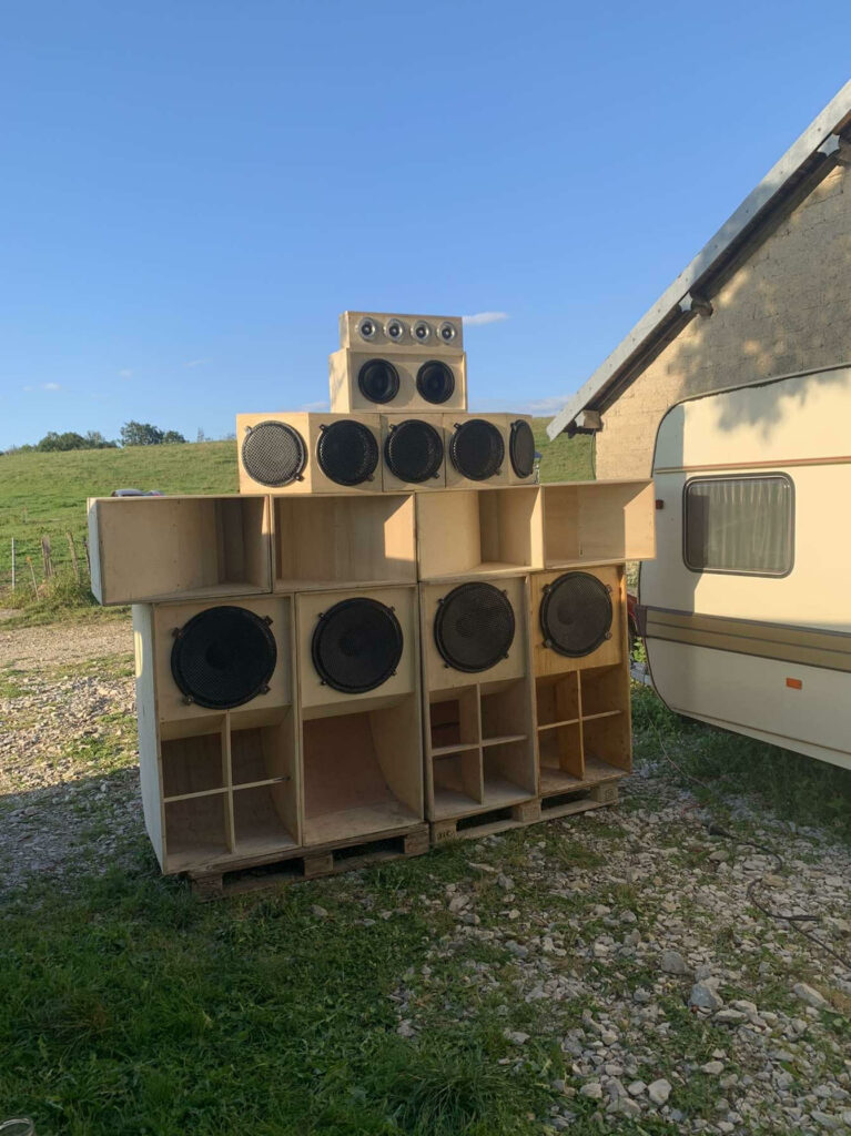 Tuzi_soundsystem