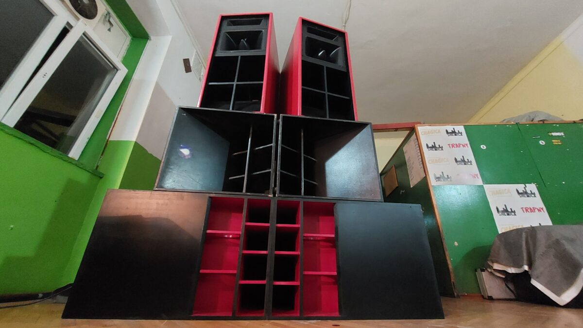 HEAVY DUTY SOUND SYSTEM