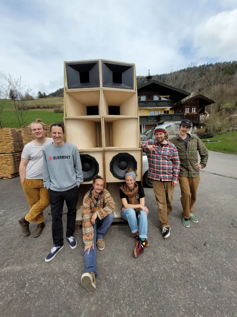 Alpine Roots Massive