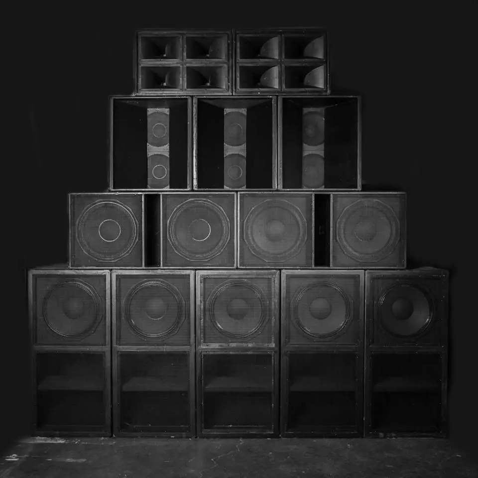REGGAEBUS SOUNDSYSTEM