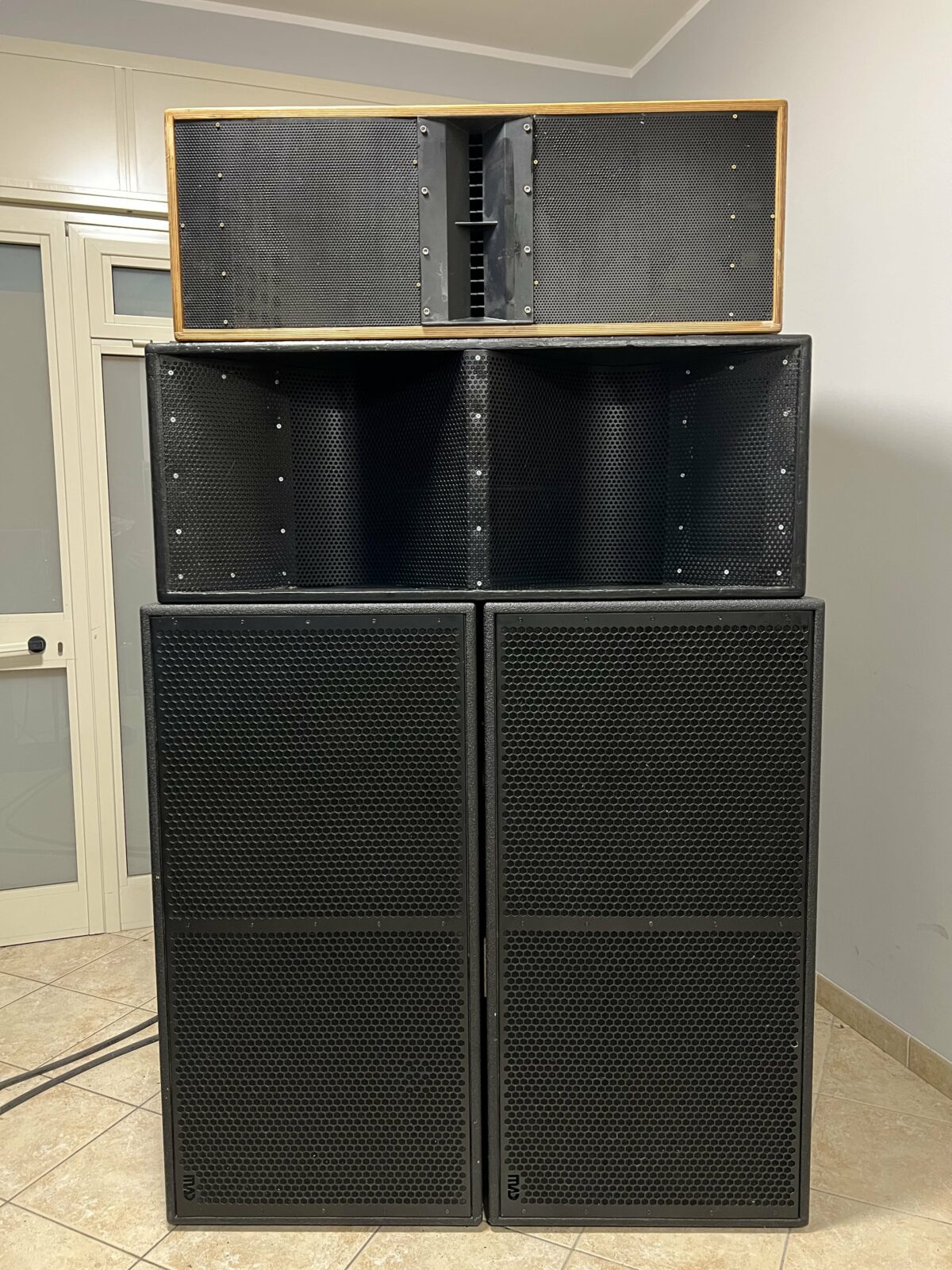 ROMANOISE SOUND SYSTEM