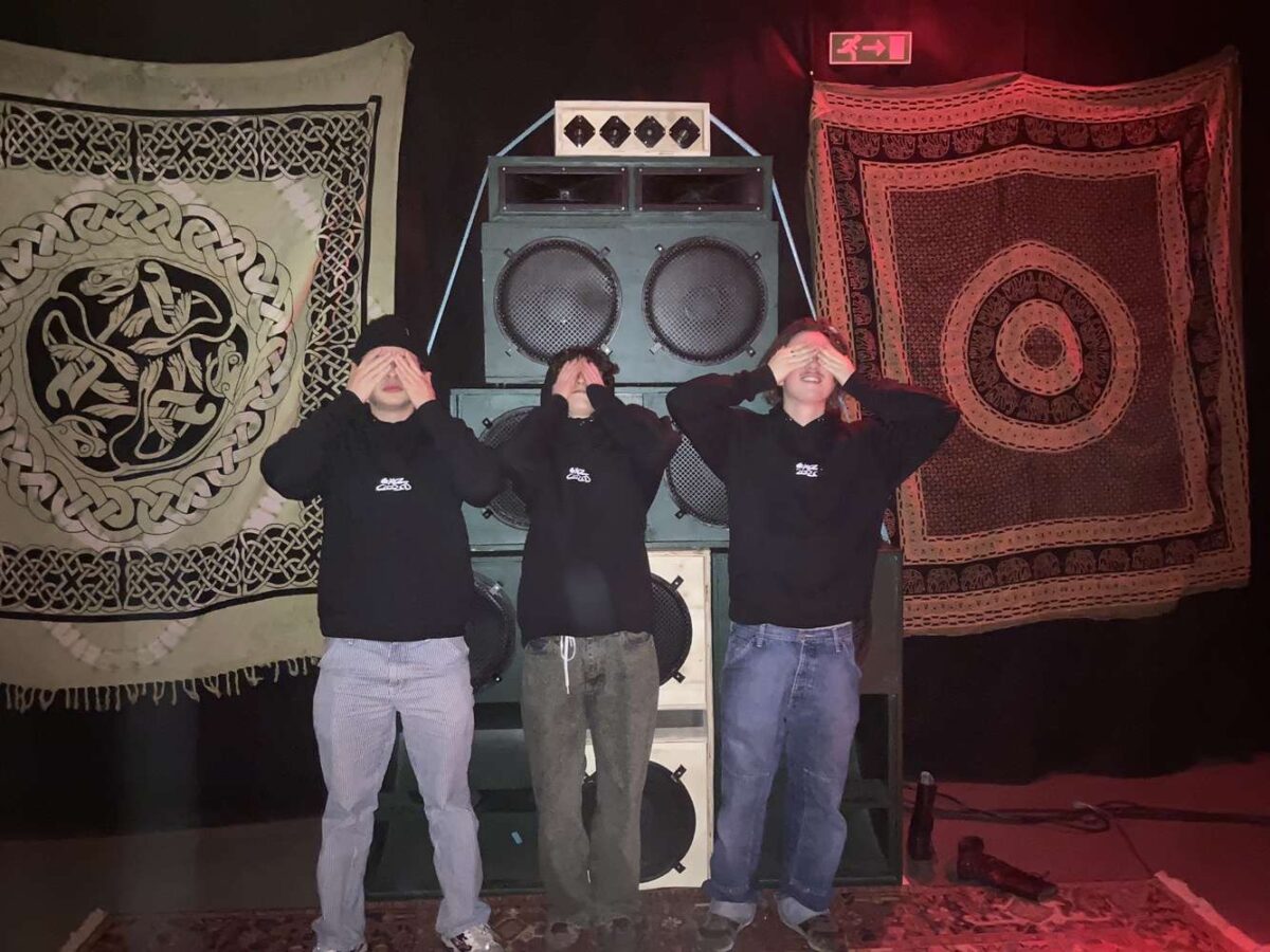 Eyez Clozed Soundsystem
