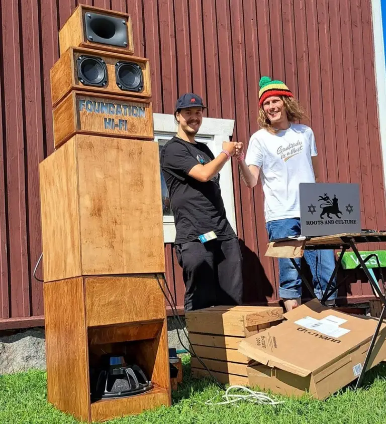Foundation HI-FI