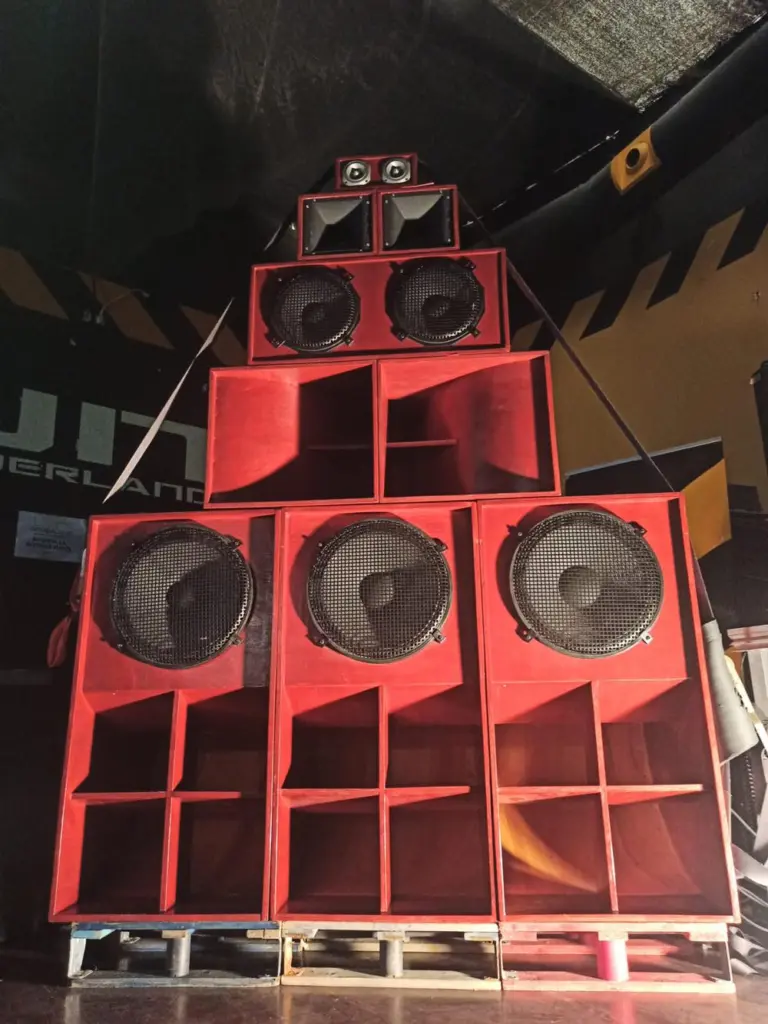 Crucial Dubbers sound system