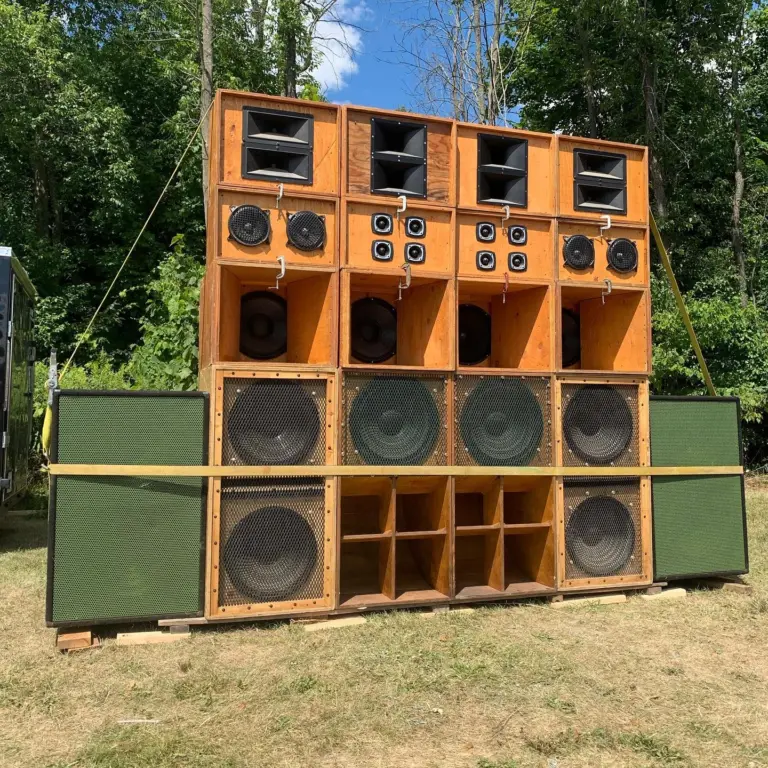 BIG Toes HiFi