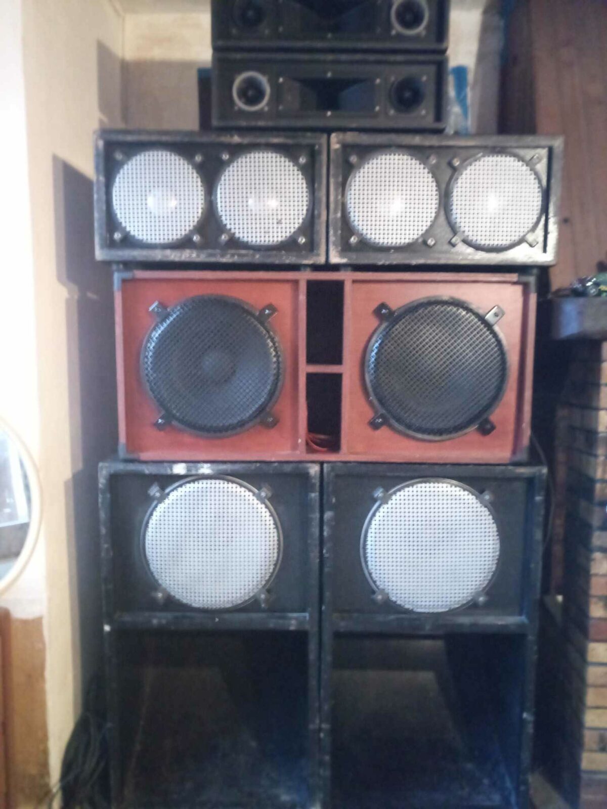 Dirty Monkey soundsystem
