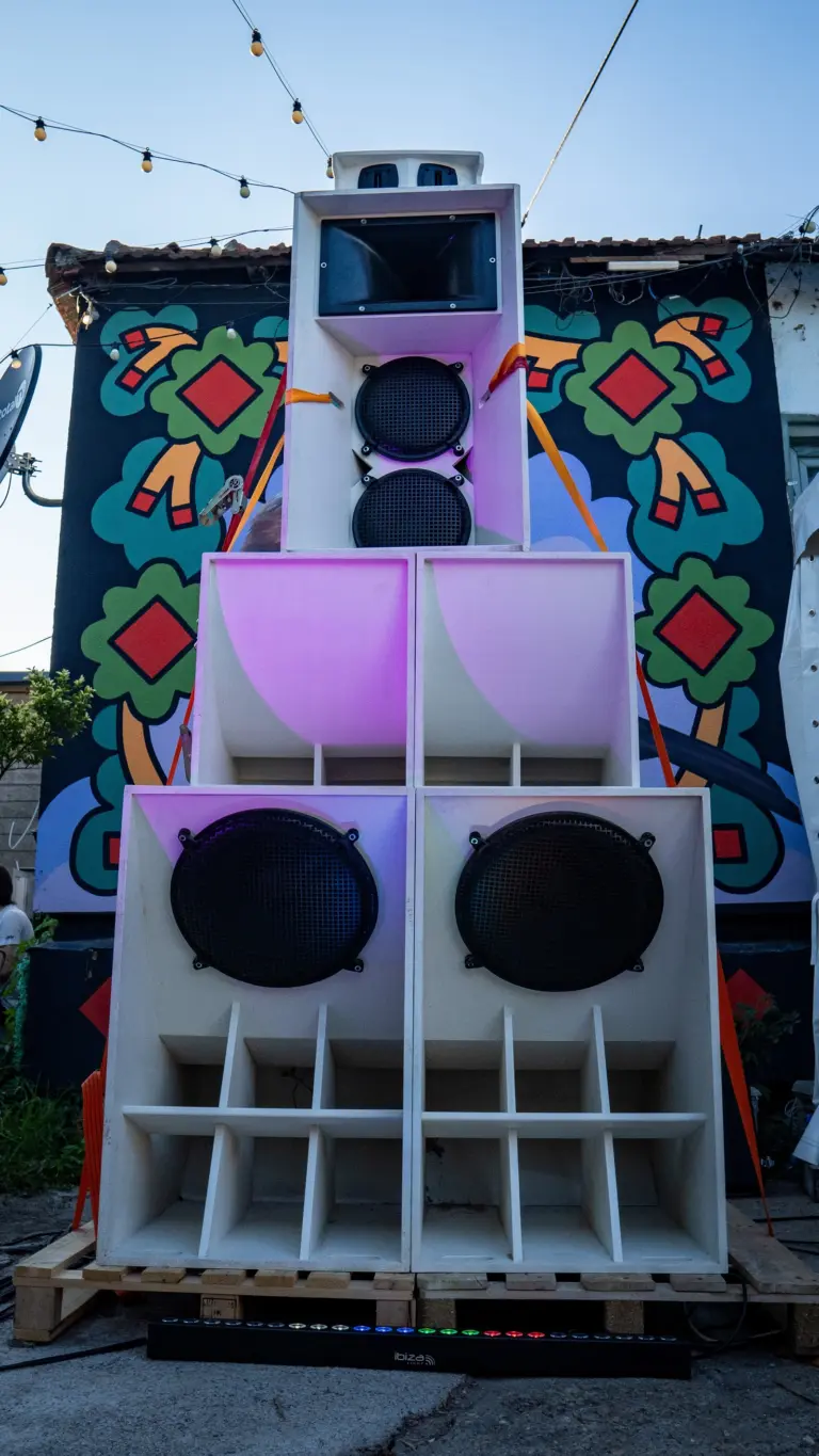 Riviera sound system