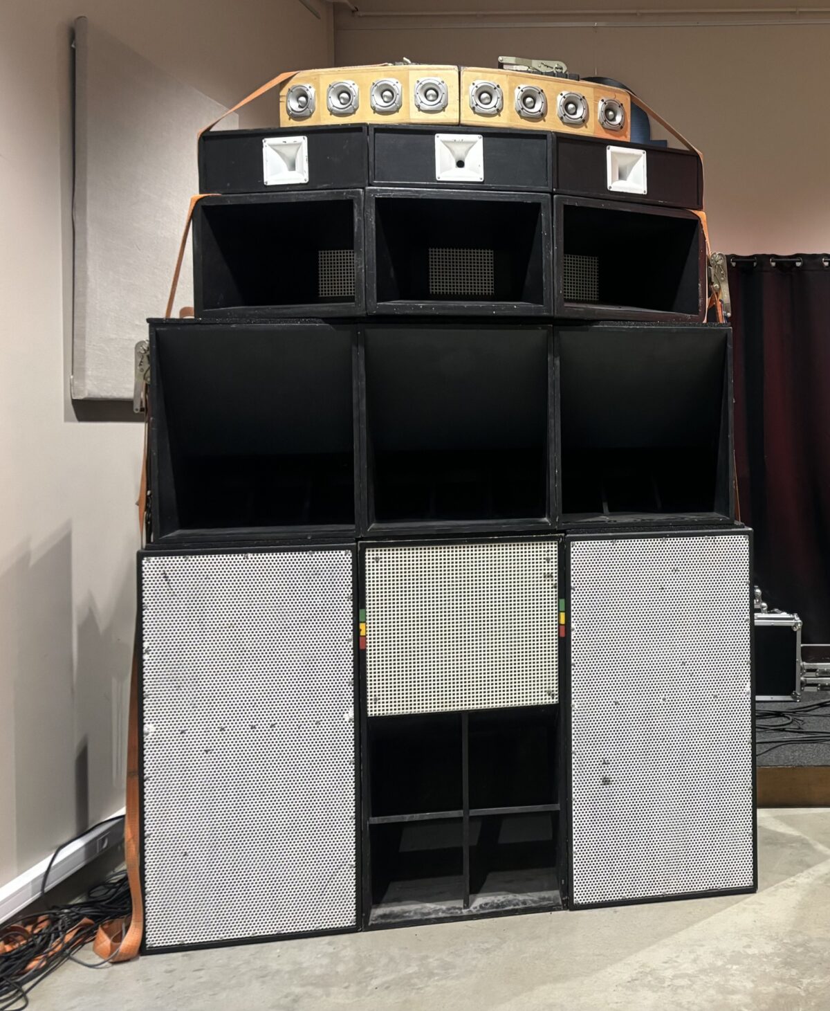 Shining Sound System