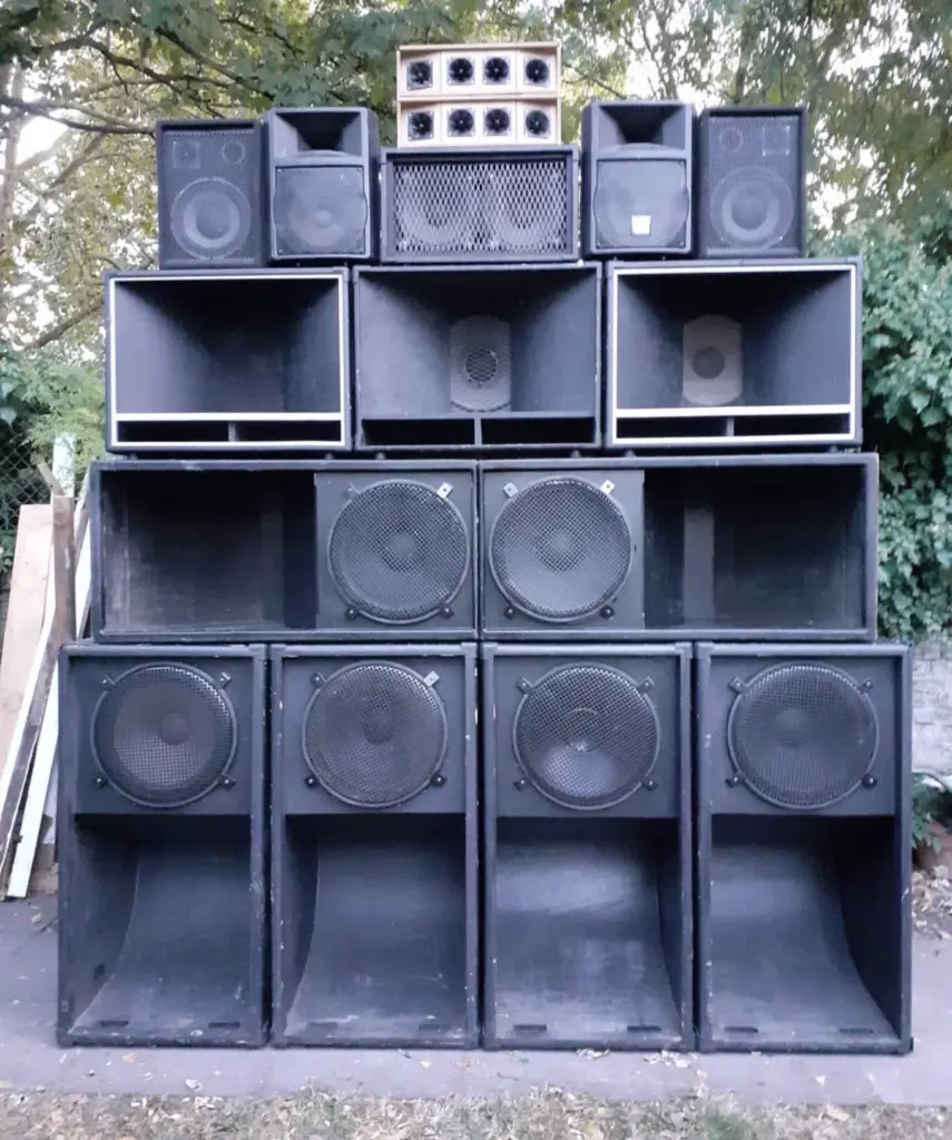 Earthquake Soundsystem