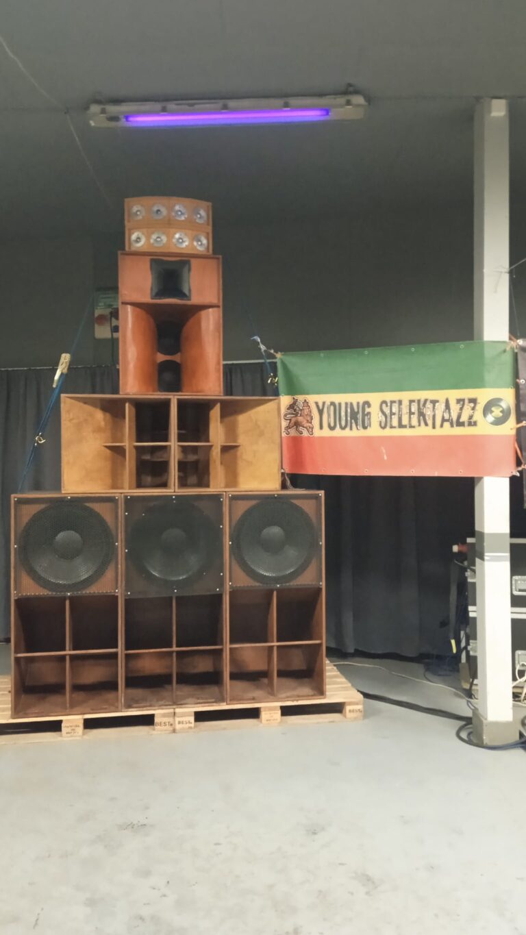 Young Selektazz