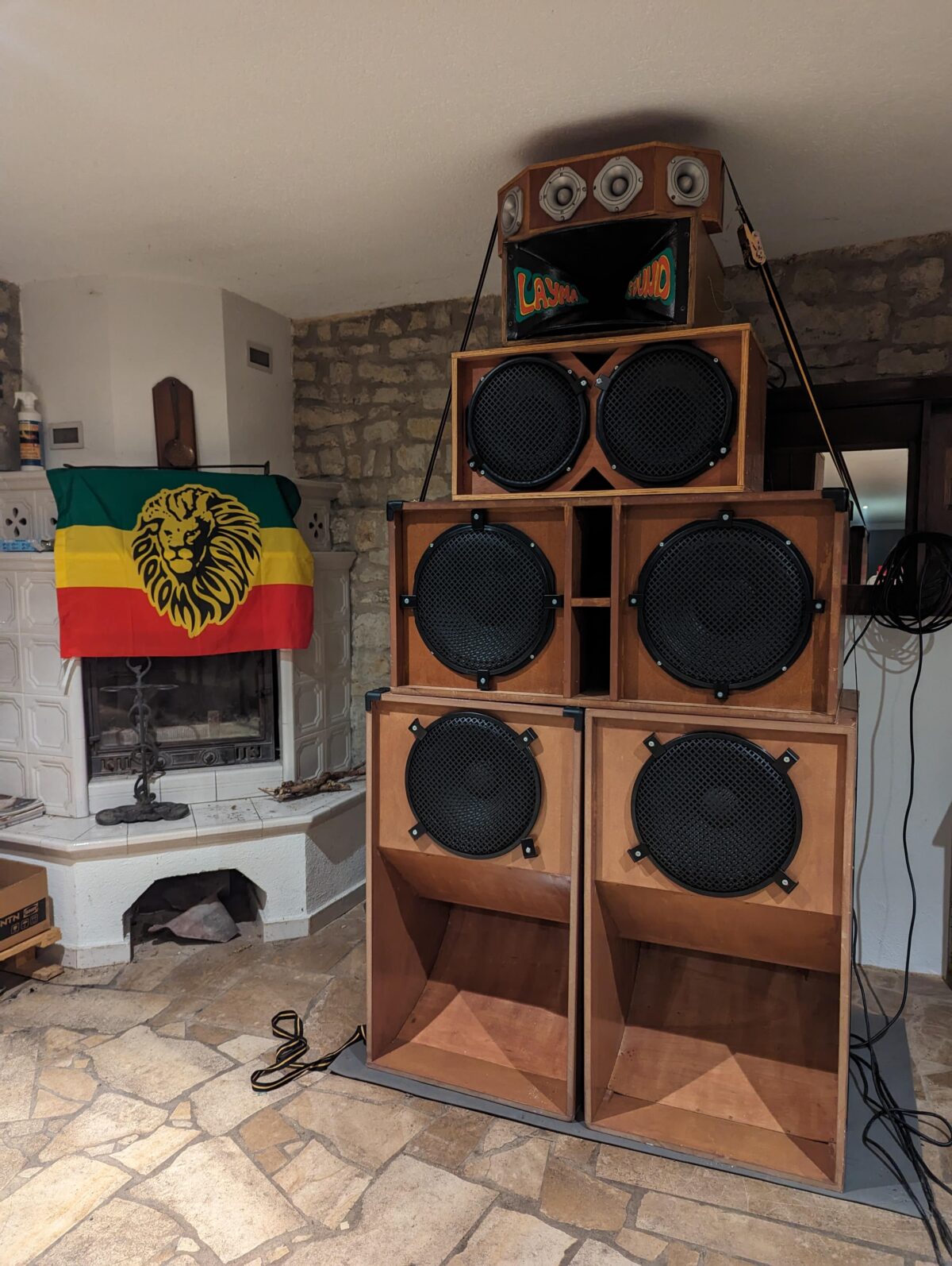 LAYMA SOUND SYSTEM